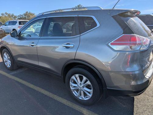 2015 Nissan Rogue SV