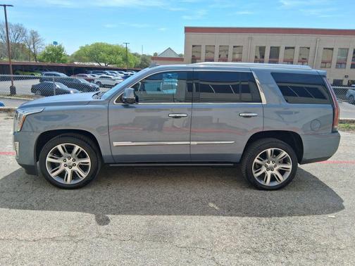 2016 Cadillac Escalade Premium