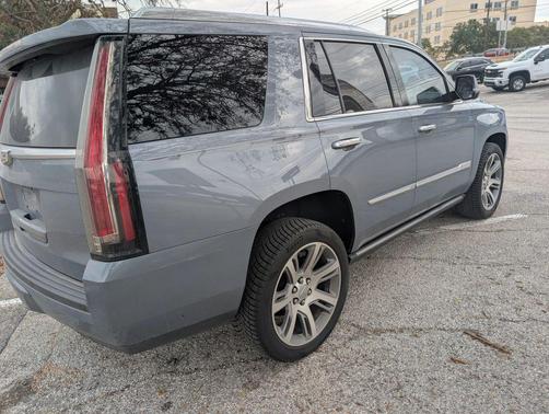 2016 Cadillac Escalade Premium