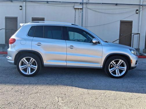 2015 Volkswagen Tiguan Auto R-Line