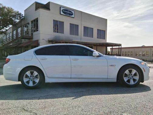 2012 BMW 528 528i Sedan 4D