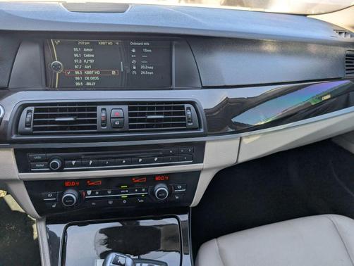 2012 BMW 528 528i Sedan 4D