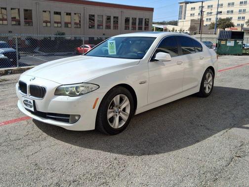 2012 BMW 528 528i Sedan 4D