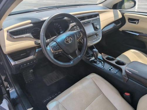 2017 Toyota Avalon Hybrid Limited