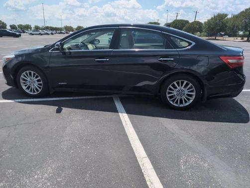 2017 Toyota Avalon Hybrid Limited