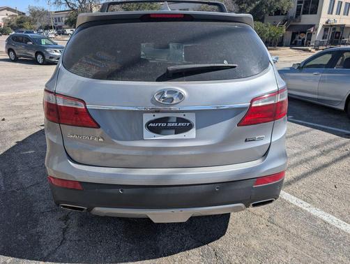2016 Hyundai SANTA FE SE