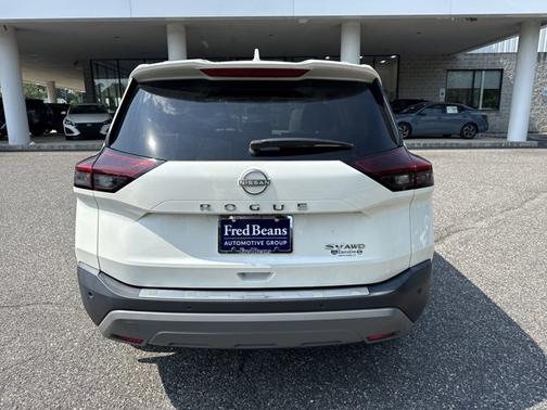 2022 Nissan Rogue SV