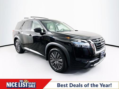 2023 Nissan Pathfinder SL