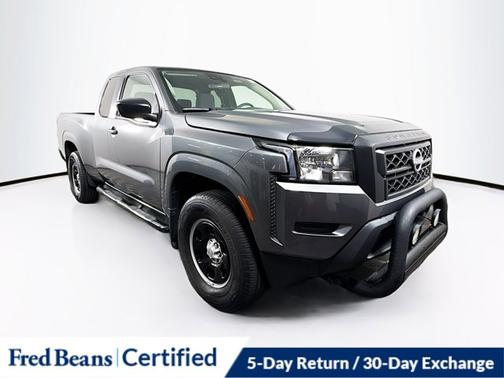 2022 Nissan Frontier S