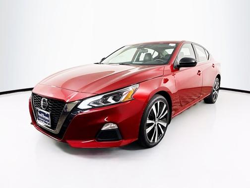 2022 Nissan Altima 2.5 SR