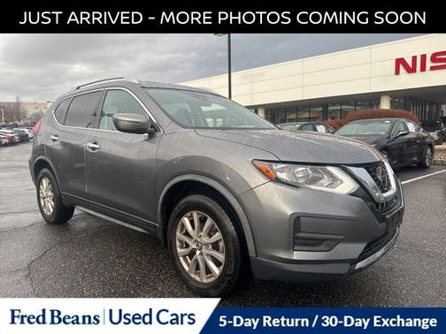 2020 Nissan Rogue SV