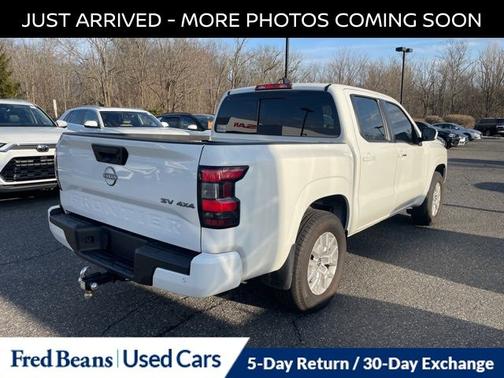 2024 Nissan Frontier SV