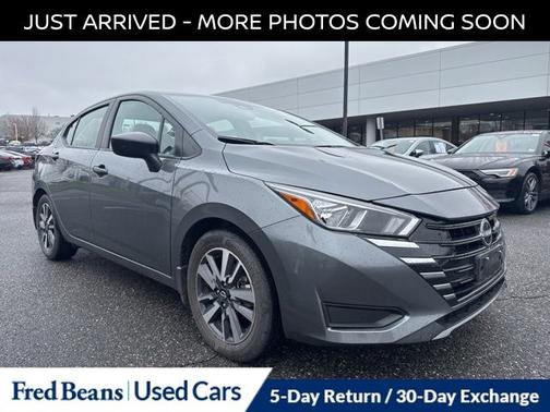 2024 Nissan Versa 1.6 S