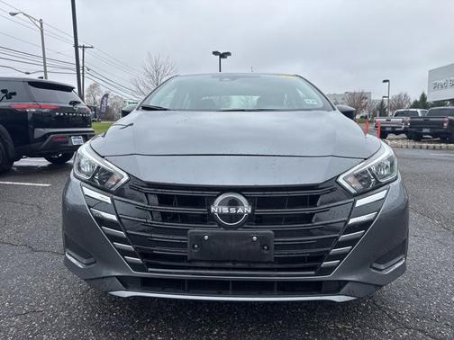 2024 Nissan Versa 1.6 S