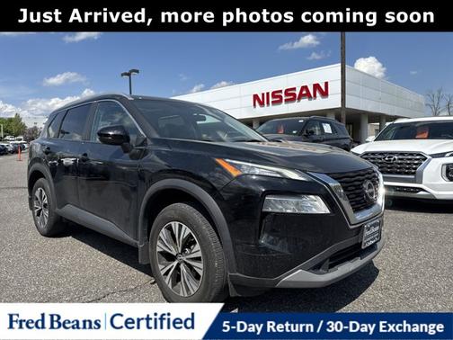 2022 Nissan Rogue SV