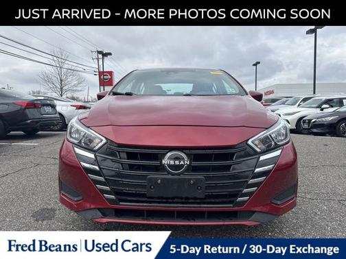 2023 Nissan Versa 1.6 SV