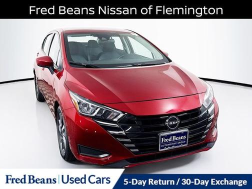 2023 Nissan Versa 1.6 SV