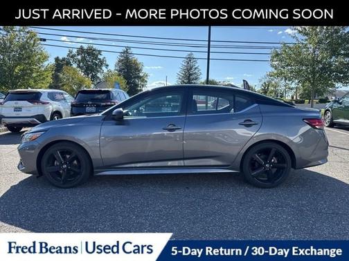 2022 Nissan Sentra SR