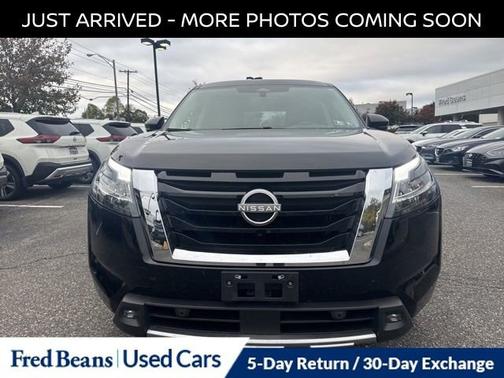 2022 Nissan Pathfinder Platinum