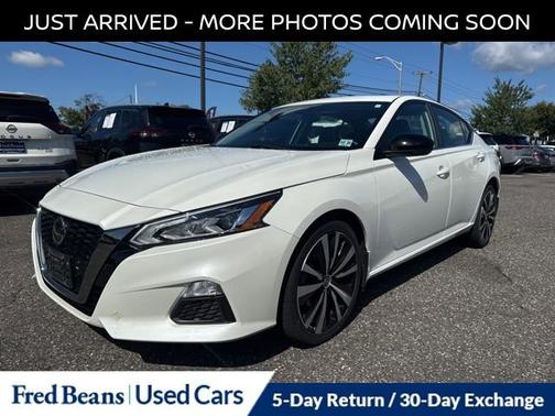 2021 Nissan Altima 2.5 SR