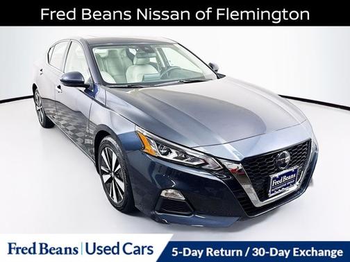 2022 Nissan Altima 2.5 SV