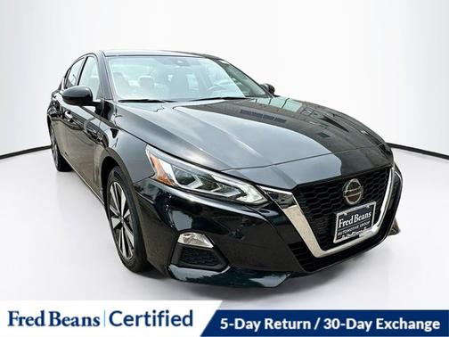 2022 Nissan Altima 2.5 SV