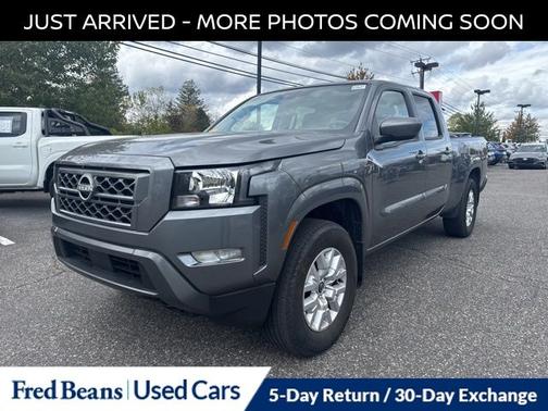 2023 Nissan Frontier SV