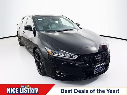2023 Nissan Maxima SR