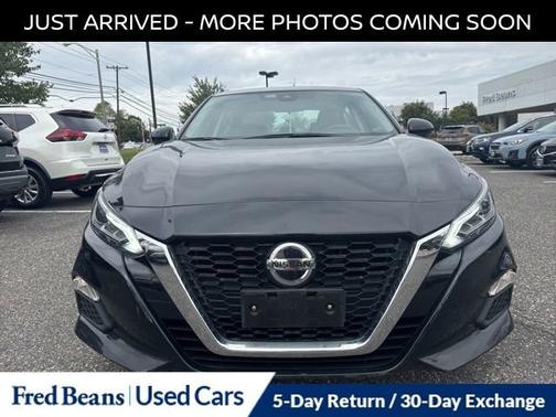 2021 Nissan Altima 2.5 SV
