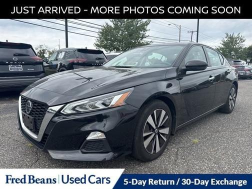 2021 Nissan Altima 2.5 SV