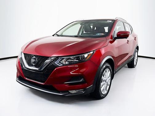 2022 Nissan Rogue Sport SV