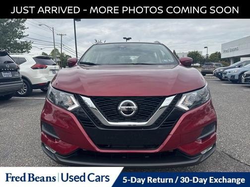 2022 Nissan Rogue Sport SV