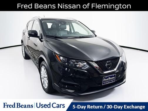 2022 Nissan Rogue Sport SV