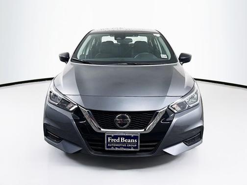 2022 Nissan Versa 1.6 S