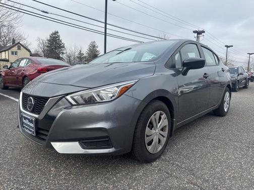 2022 Nissan Versa 1.6 S