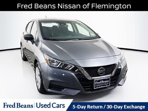 2022 Nissan Versa 1.6 S