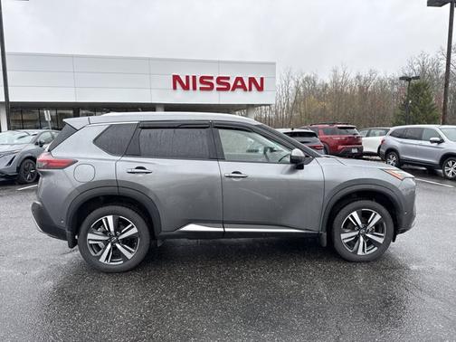 2022 Nissan Rogue Platinum