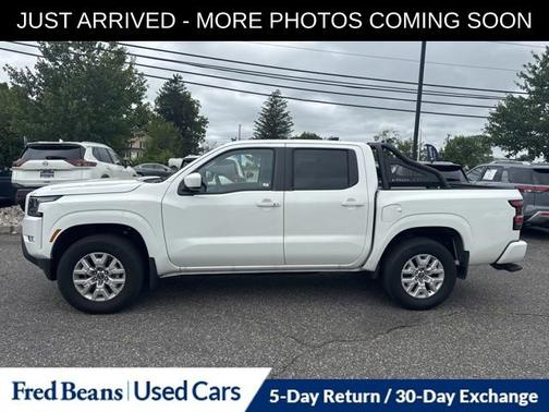 2024 Nissan Frontier SV