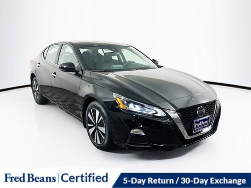 2022 Nissan Altima 2.5 SV