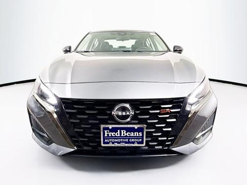 2023 Nissan Altima 2.0 SR