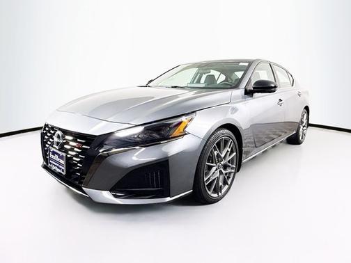 2023 Nissan Altima 2.0 SR