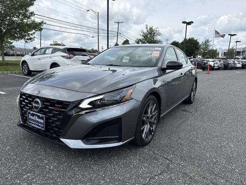 2023 Nissan Altima 2.0 SR