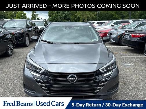 Gun Metallic 2025 Nissan Versa 1.6 S