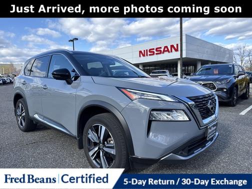 2022 Nissan Rogue SL