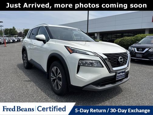 2022 Nissan Rogue SV
