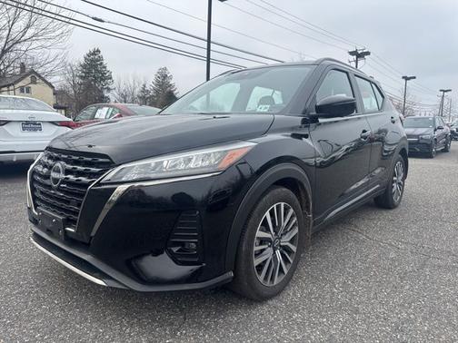 2024 Nissan Kicks SR