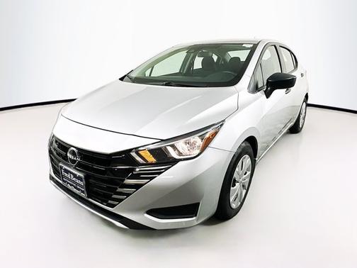 2023 Nissan Versa 1.6 S