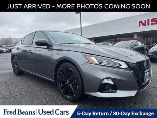 2022 Nissan Altima 2.5 SR