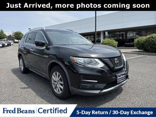 2018 Nissan Rogue SV