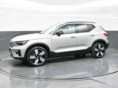 2023 Volvo XC40 Ultimate